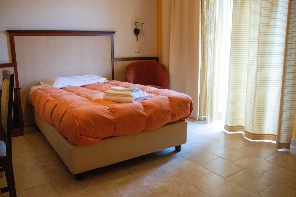 helios hotel