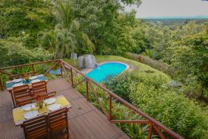 Hotel Cerro Lodge,Carara>>Camaronal,3 star