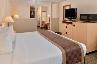 sylo hotel denver airport a ramada by wyndham