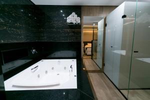 Adria Premium Hotel,Santana>>Guarapuava,3 star