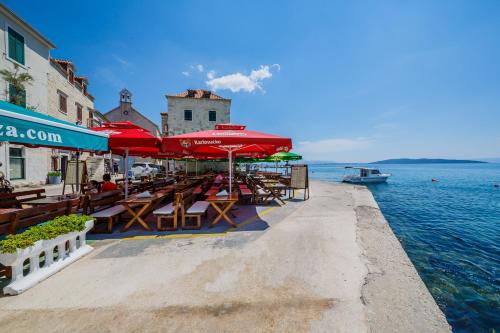 apartment antonio on the seafront