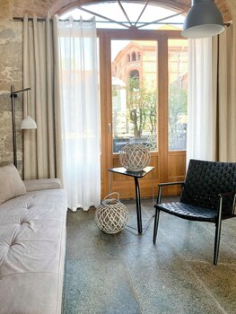 Hexenburgbeidresden Stylishes Designerappartement Mit Schlafsofa, Terrasse - Nahe Sachsische Schweiz,,3 star