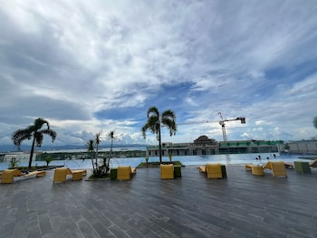 Condo Resort 1 Br By Rosenda B.,,2 star
