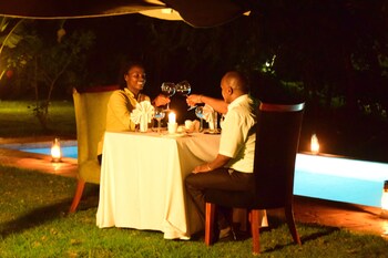 Lake Duluti Lodge,Arusha National Park>>Arusha,4 star