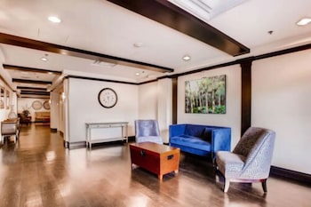 stay together suites center strip view