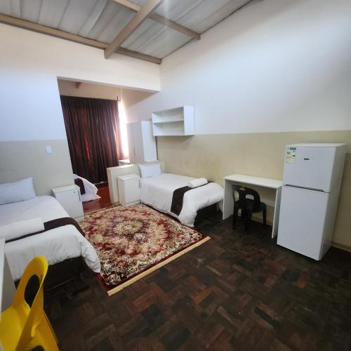 Sunny Lodge,,2 star