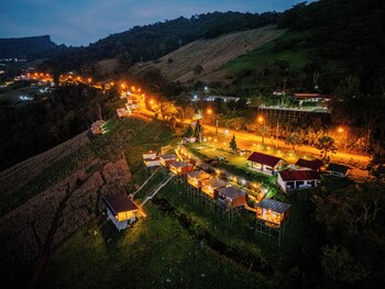 long hak khao camping phu chi fa