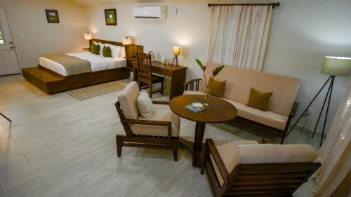 roaring river resort