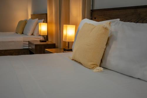 roaring river resort