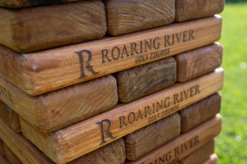 roaring river resort