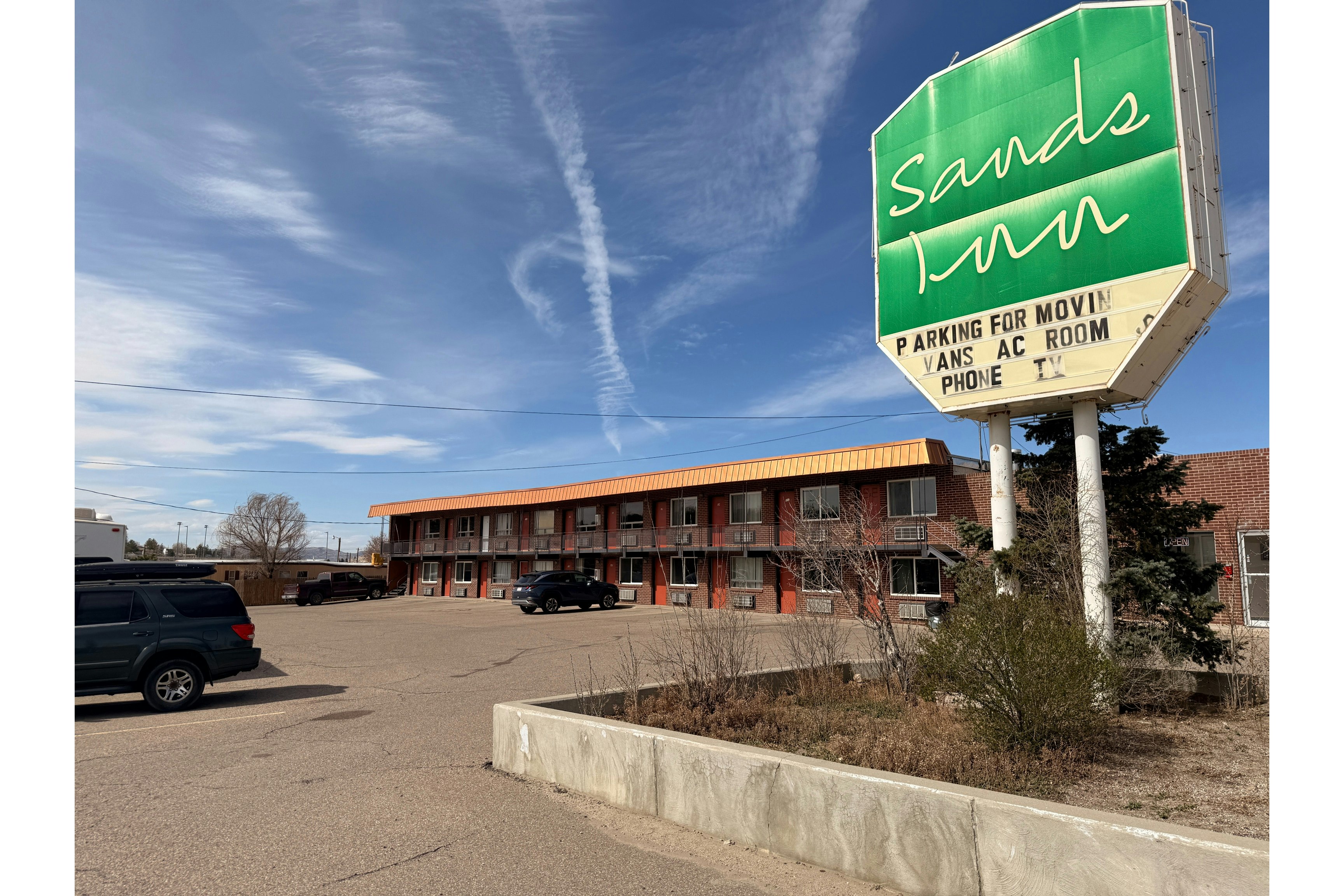 sands inn rock springs near i 80