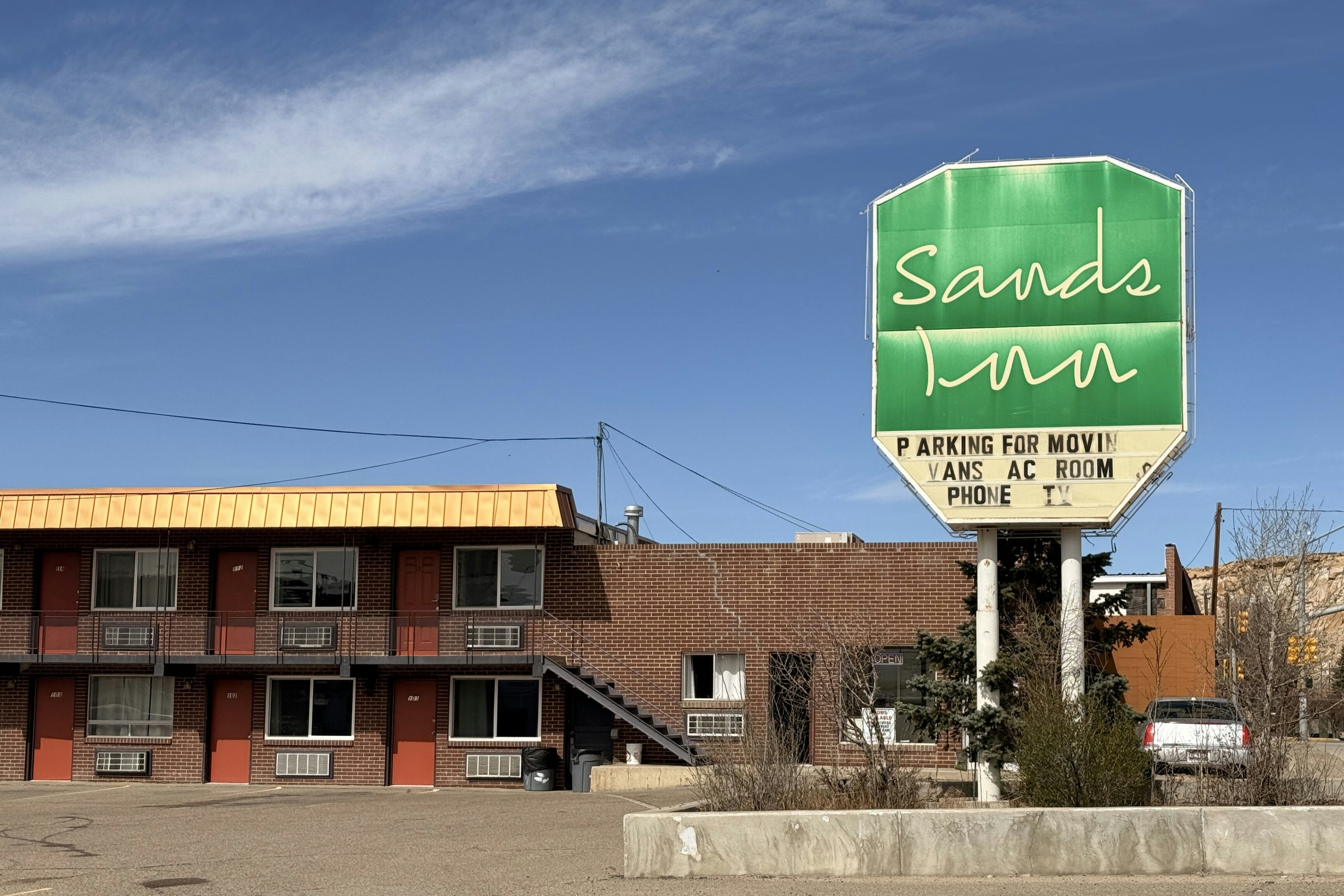 sands inn rock springs near i 80