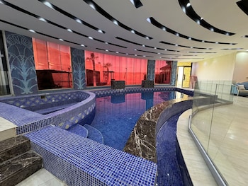 vip resort chalet 20