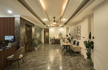 The Passion Hotel Airport - 5 Minutes To Tan Son Nhat,,3 star