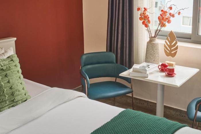 the passion hotel airport 5 minutes to tan son nhat