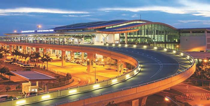 the passion hotel airport 5 minutes to tan son nhat