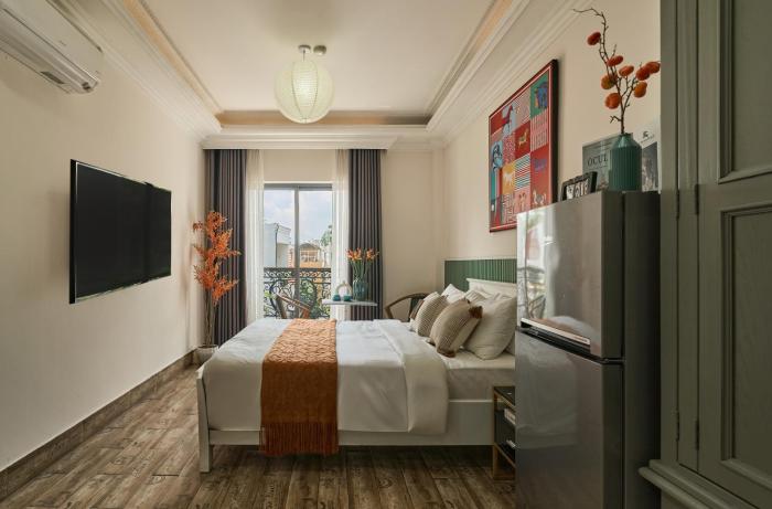 the passion hotel airport 5 minutes to tan son nhat