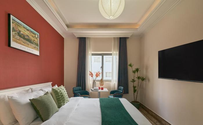 the passion hotel airport 5 minutes to tan son nhat
