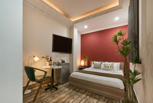 the passion hotel airport 5 minutes to tan son nhat