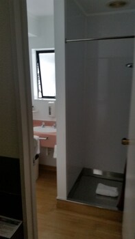 Chelmswood Motel Taupo,Waikato>>Taupo,4 star