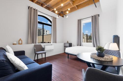 The Little Prince Rooms-Old Montreal,,2 star