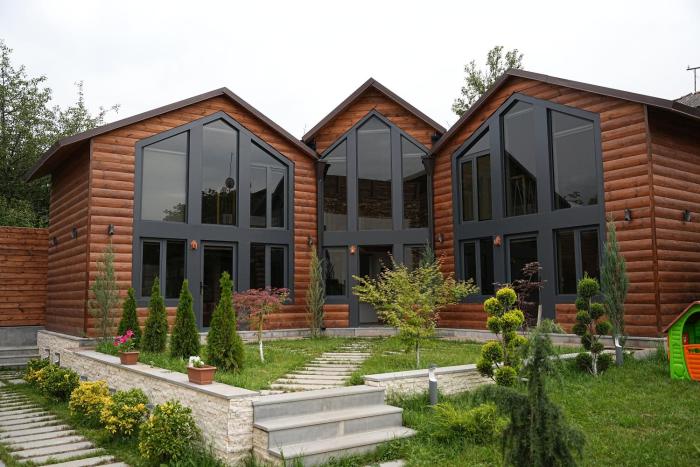 taniqinn dilijan cottages