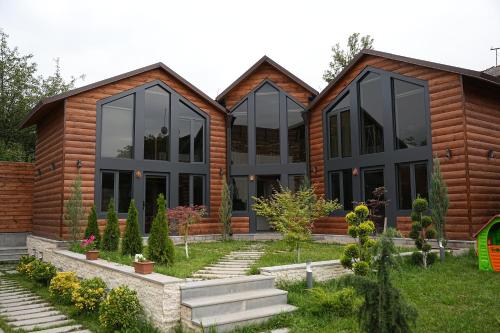 taniqinn dilijan cottages
