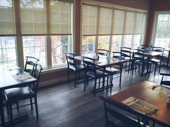 Hotel Marineau Mattawin,La Tuque>>Grandes-Piles,3 star