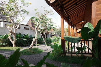 The Riang Villa,,4 star