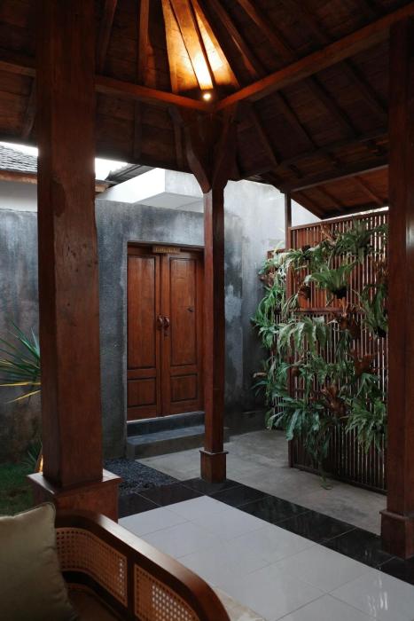 the riang villa