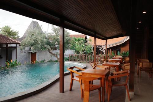 the riang villa