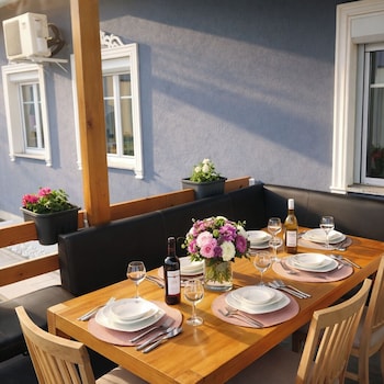 beautiful 4 bed house in the neahe wien
