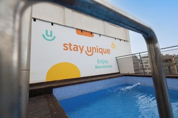 stay u nique apartments pau claris