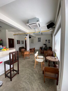 Cumpun Hostel,,1 star