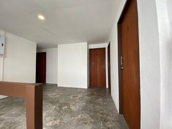 Cumpun Hostel,,1 star