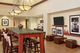 hampton inn and suites prattville