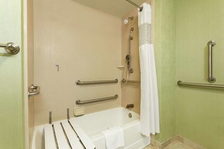 hampton inn and suites prattville