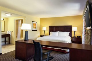 hampton inn and suites prattville