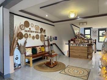 Dantes Hideaway,,3 star