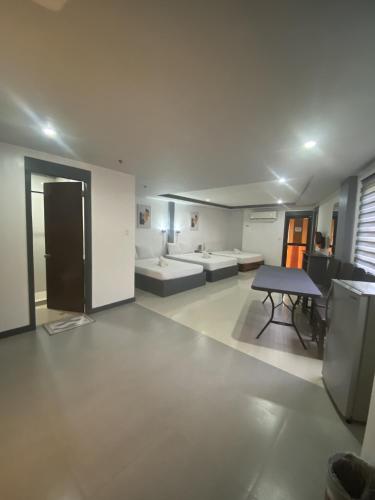dantes hideaway