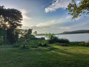 gagees lake view cabana