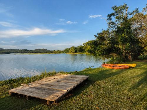 gagees lake view cabana