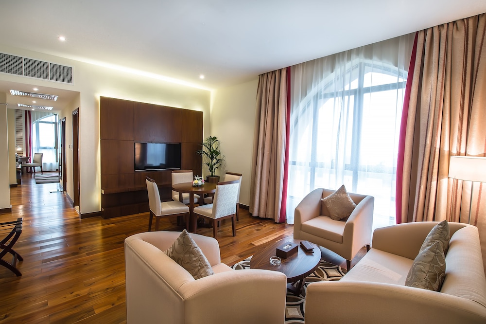 western hotel madinat zayed