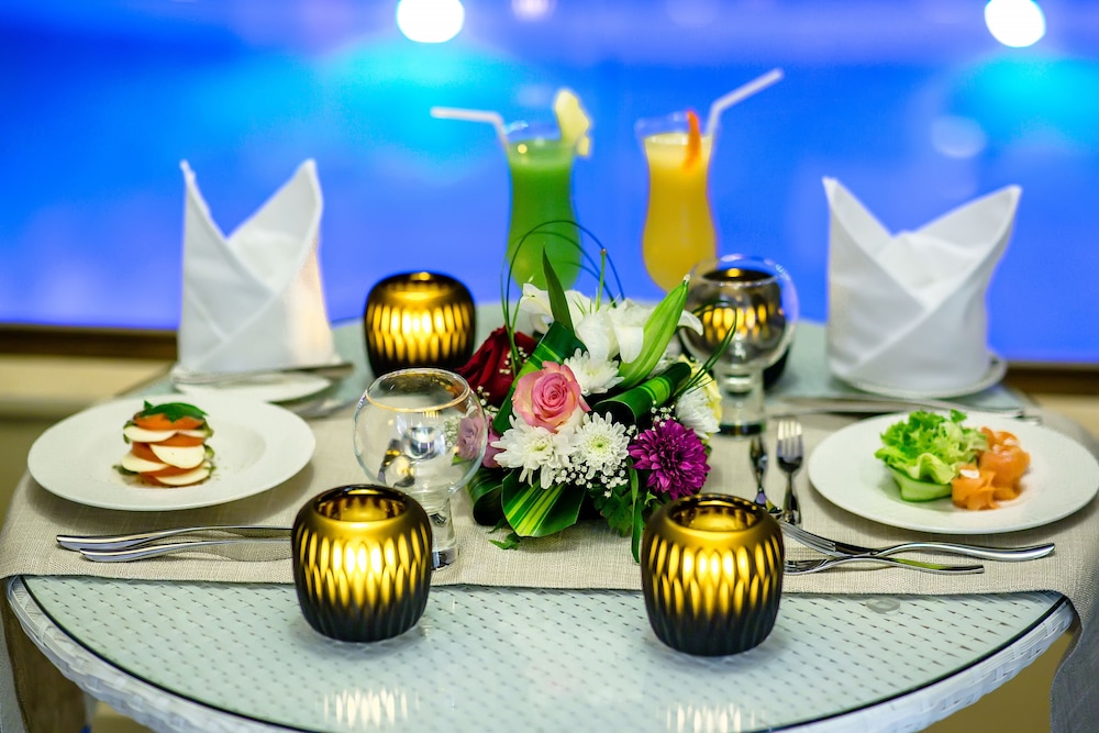 western hotel madinat zayed