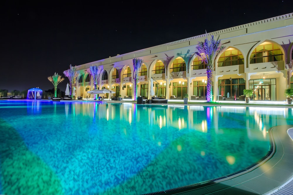 western hotel madinat zayed