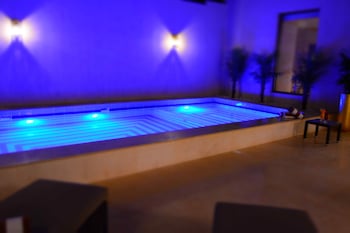 western hotel madinat zayed