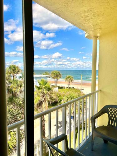 beach happy ocean view at symphony beach club