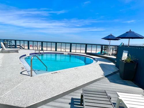 Beach Happy - Ocean View At Symphony Beach Club,,3 star