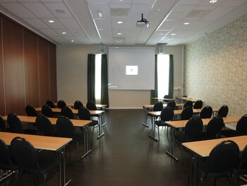 sostrene storaas hotell