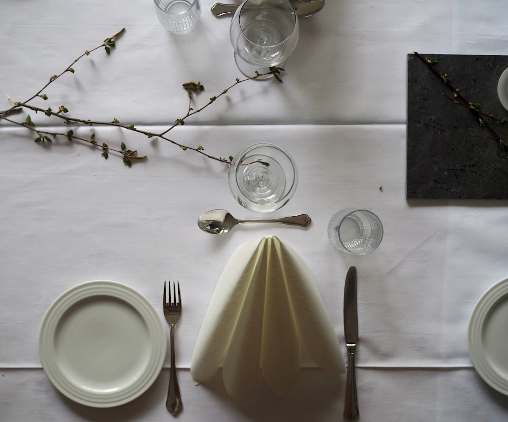 sostrene storaas hotell